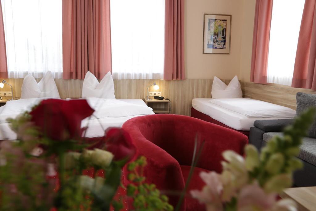 Gasthof Prinzregent Superior Marquartstein Room photo